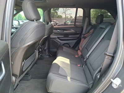 2025 Jeep Grand Cherokee Laredo X