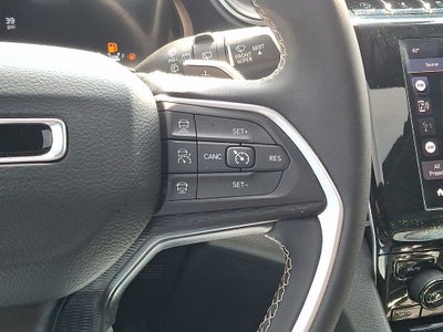 2025 Jeep Grand Cherokee Laredo X