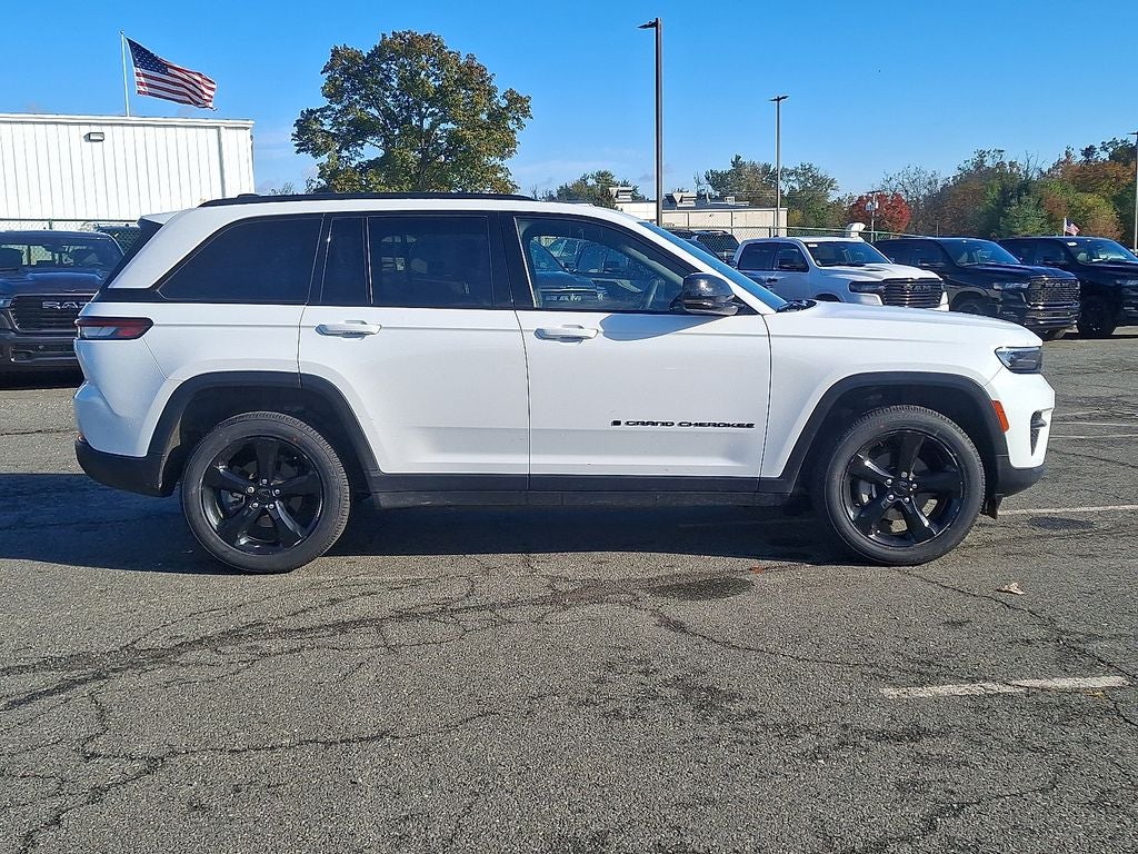 2023 Jeep Grand Cherokee Altitude