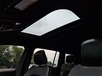2022 Jeep Grand Cherokee L Altitude