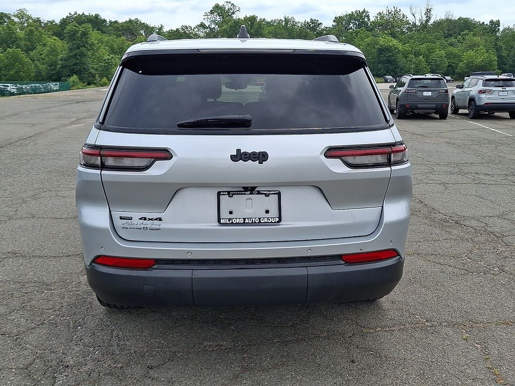 2022 Jeep Grand Cherokee L Altitude