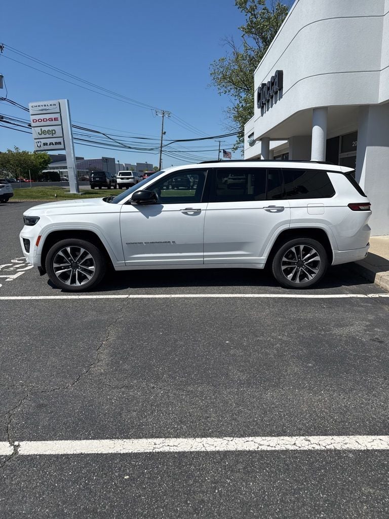 2022 Jeep Grand Cherokee L Overland