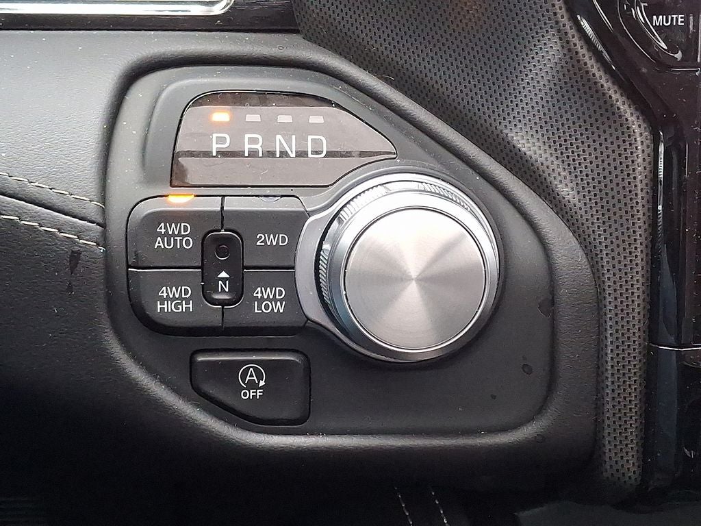 2025 RAM 1500 Limited