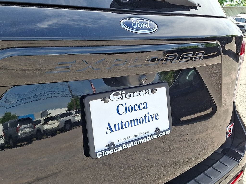 2022 Ford Explorer ST