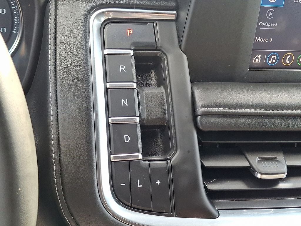 2023 Chevrolet Suburban LS