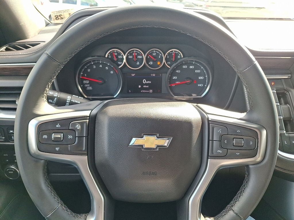 2023 Chevrolet Suburban LS