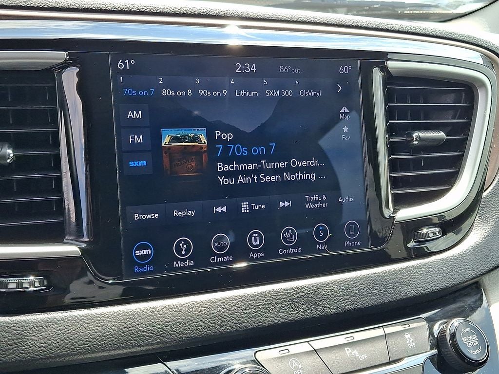 2018 Chrysler Pacifica Touring L