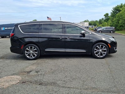 2019 Chrysler Pacifica Limited