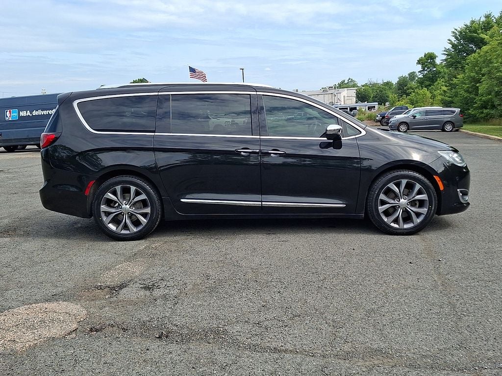 2019 Chrysler Pacifica Limited