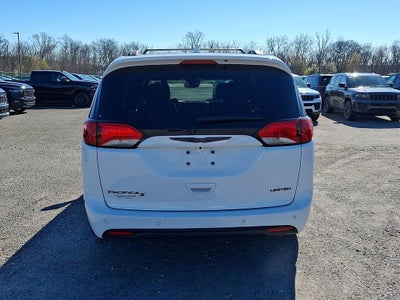 2020 Chrysler Pacifica Limited