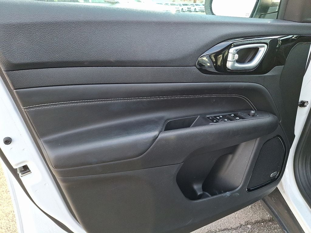 2023 Jeep Compass Altitude