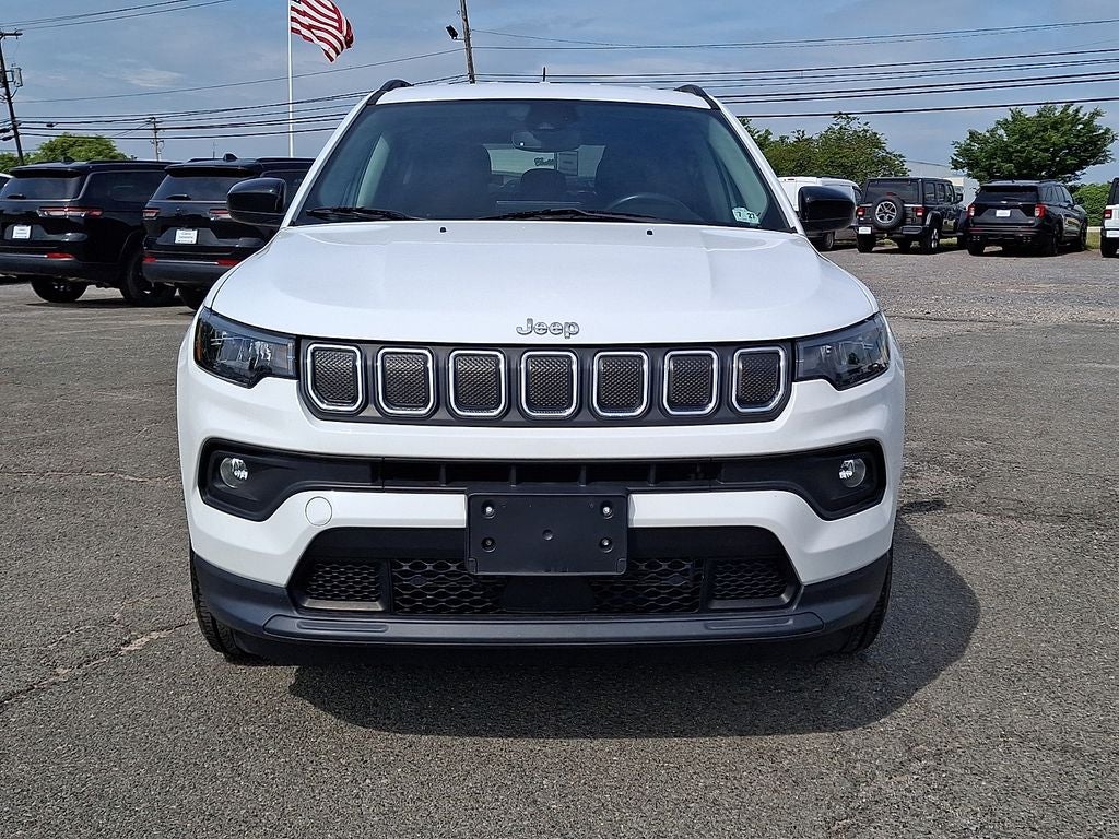 2022 Jeep Compass Latitude Lux