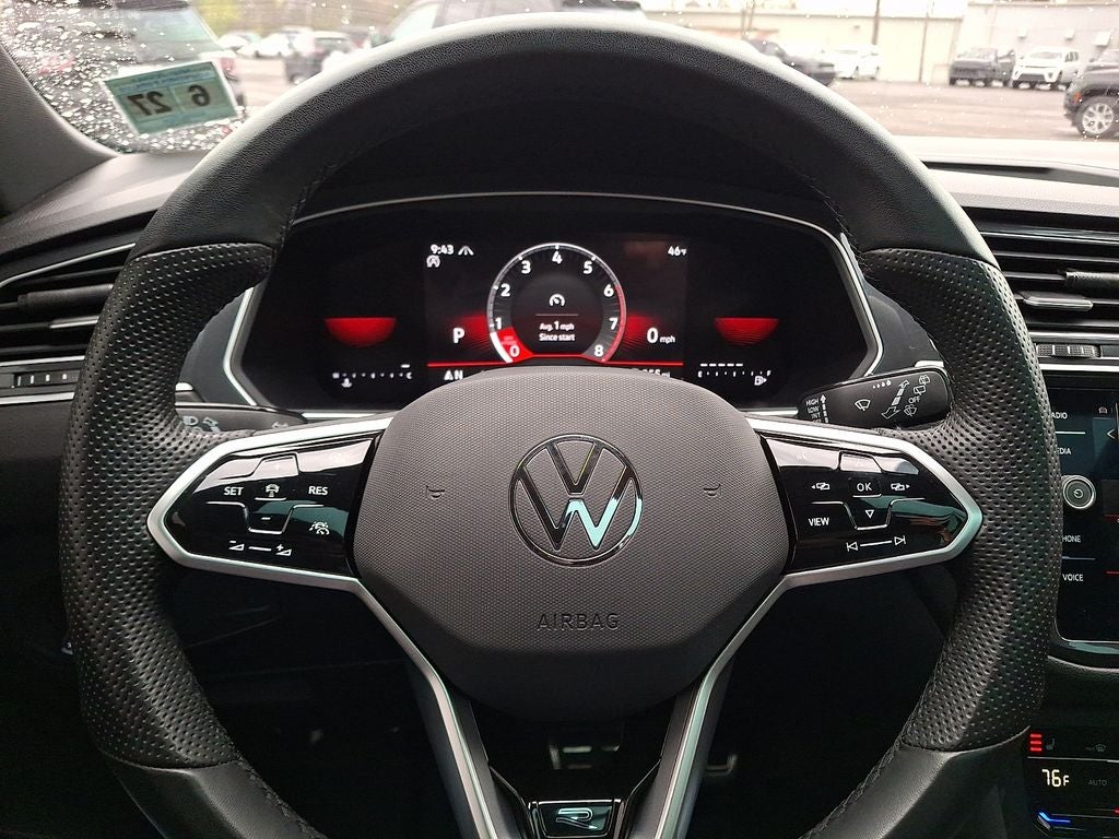 2024 Volkswagen Tiguan 2.0T SE R-Line Black