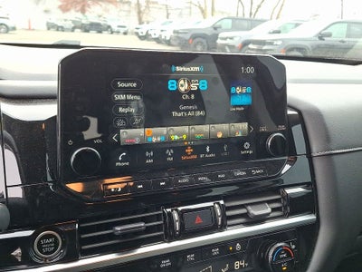 2023 Nissan Pathfinder SL