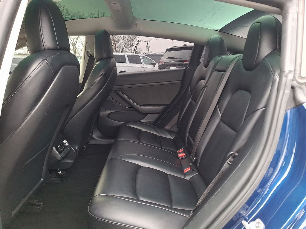 2022 Tesla Model 3 Base