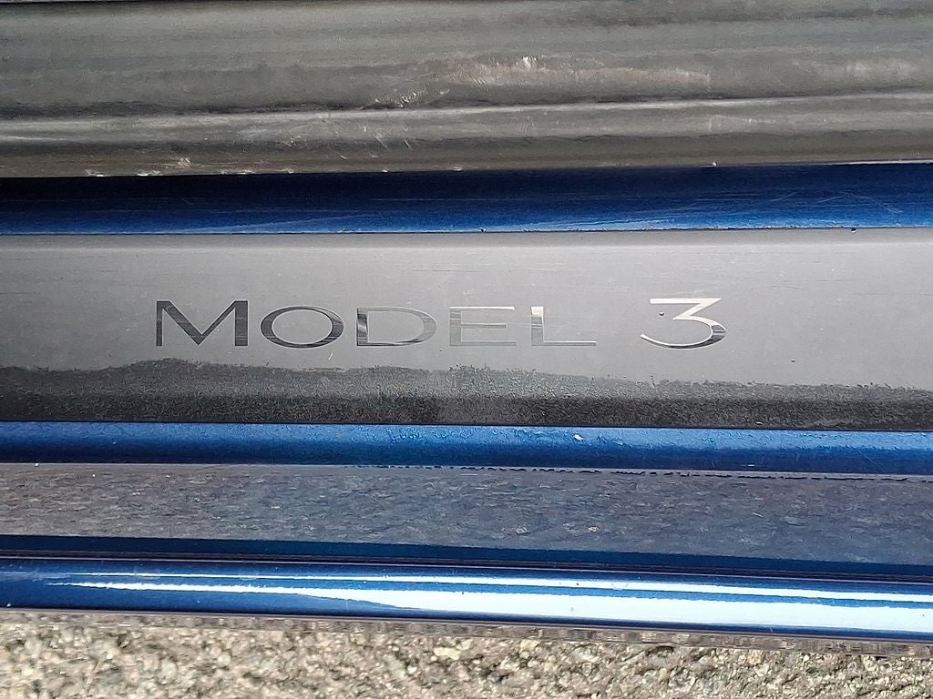 2022 Tesla Model 3 Base