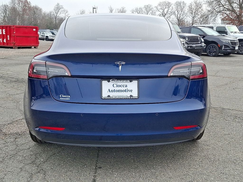 2022 Tesla Model 3 Base