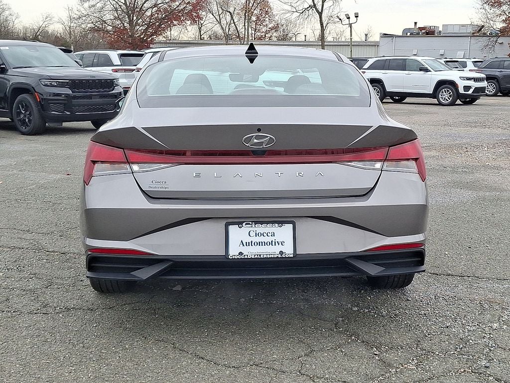 2023 Hyundai Elantra SEL