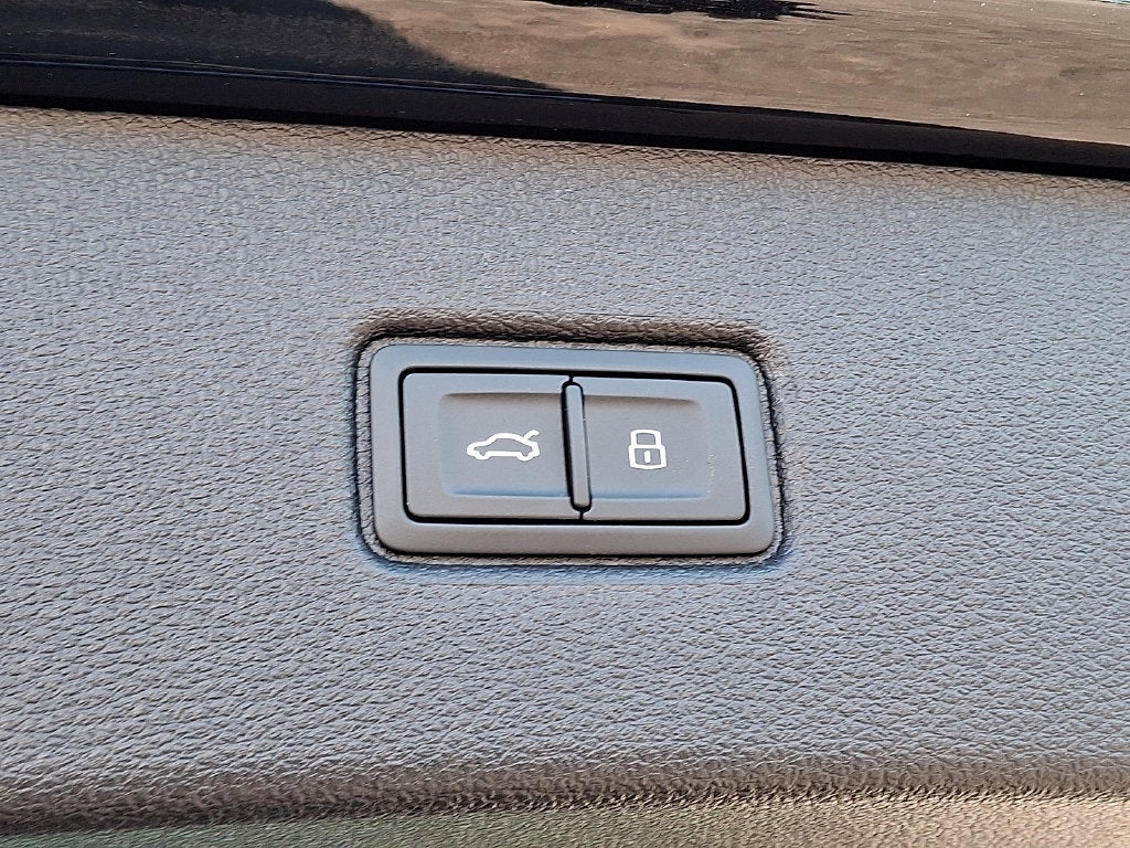 2025 Audi Q7 55 Premium Plus quattro