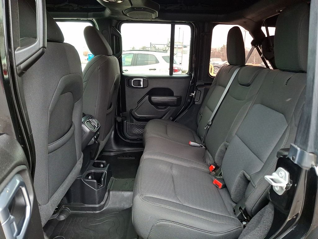 2022 Jeep Wrangler Unlimited Willys