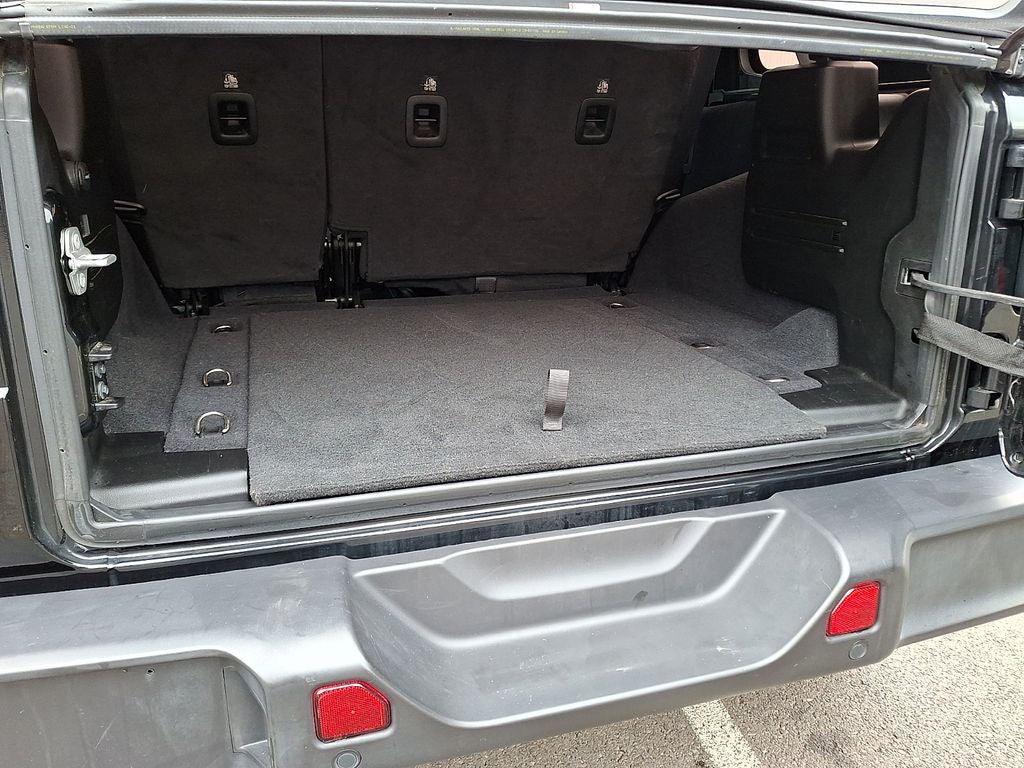 2022 Jeep Wrangler Unlimited Willys