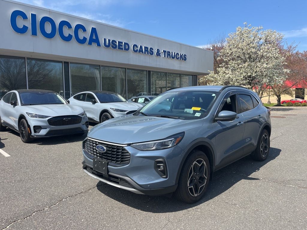 2026 Ford Escape Platinum