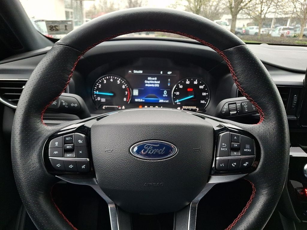 2023 Ford Explorer ST-Line