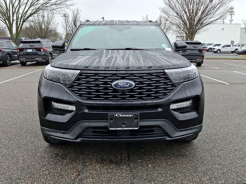 2023 Ford Explorer ST-Line