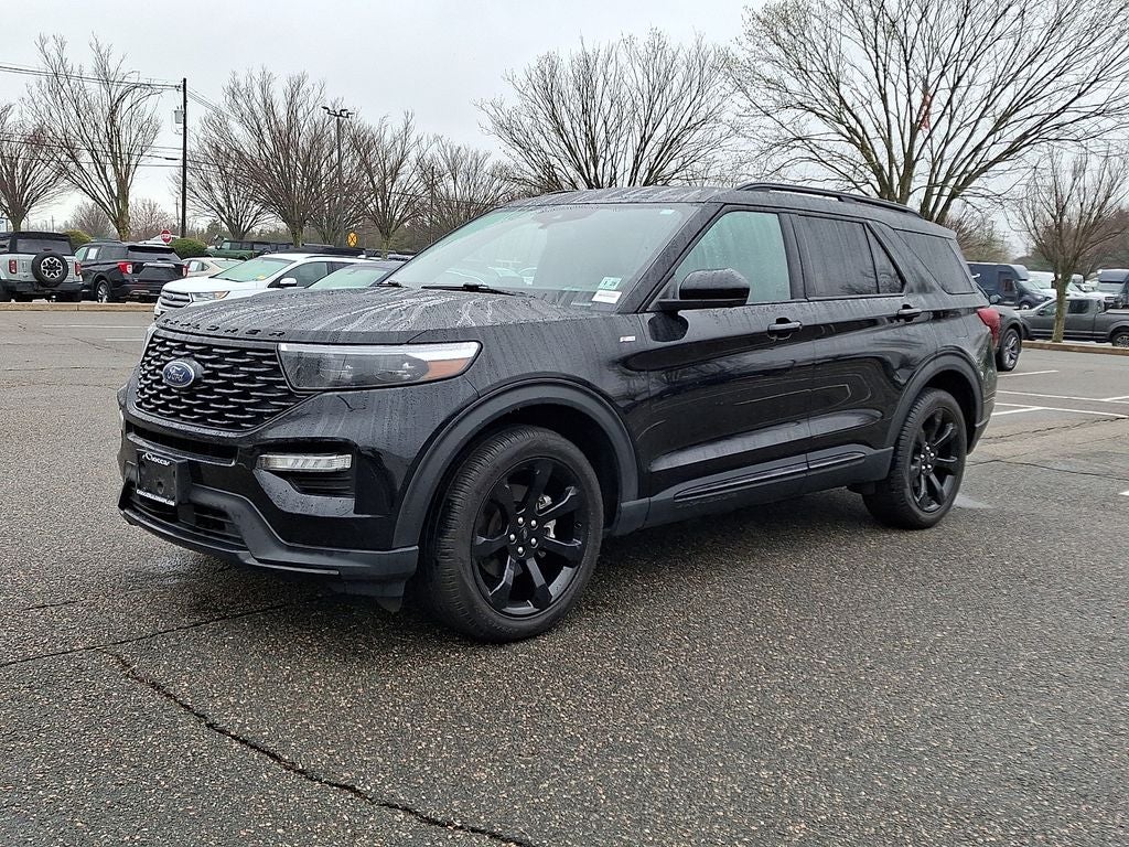 2023 Ford Explorer ST-Line