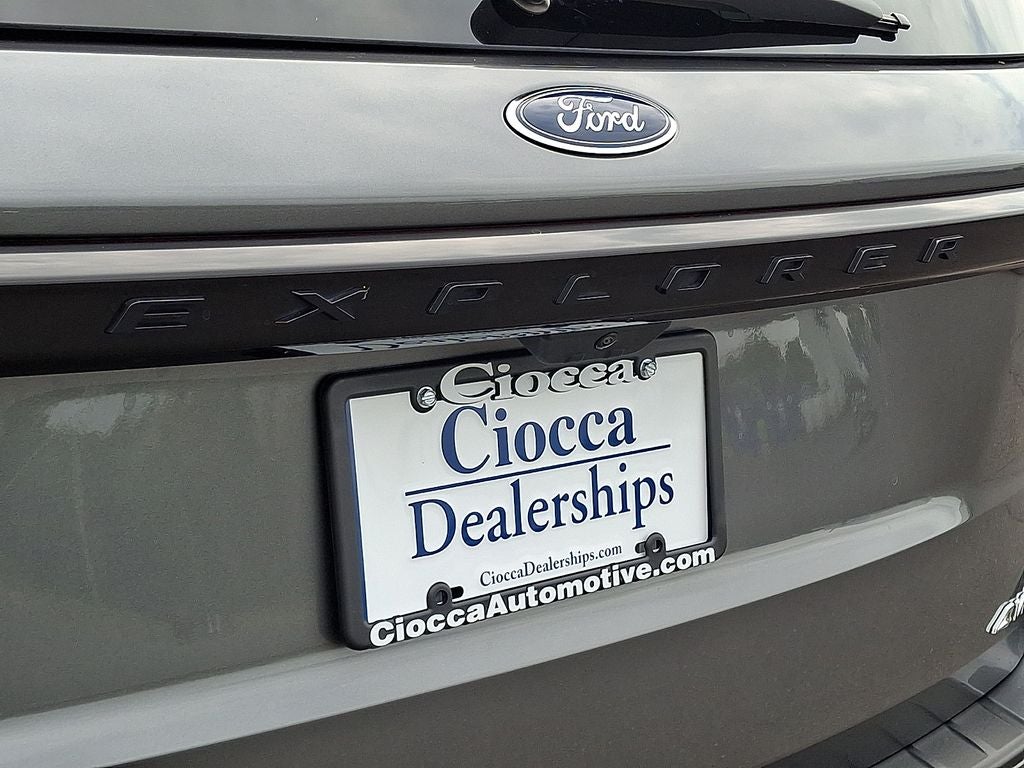 2025 Ford Explorer ST-Line