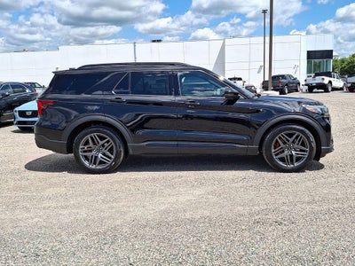 2025 Ford Explorer ST