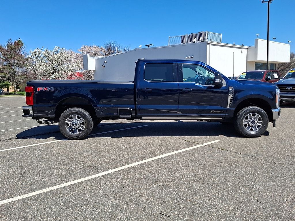 2023 Ford F-350SD Lariat