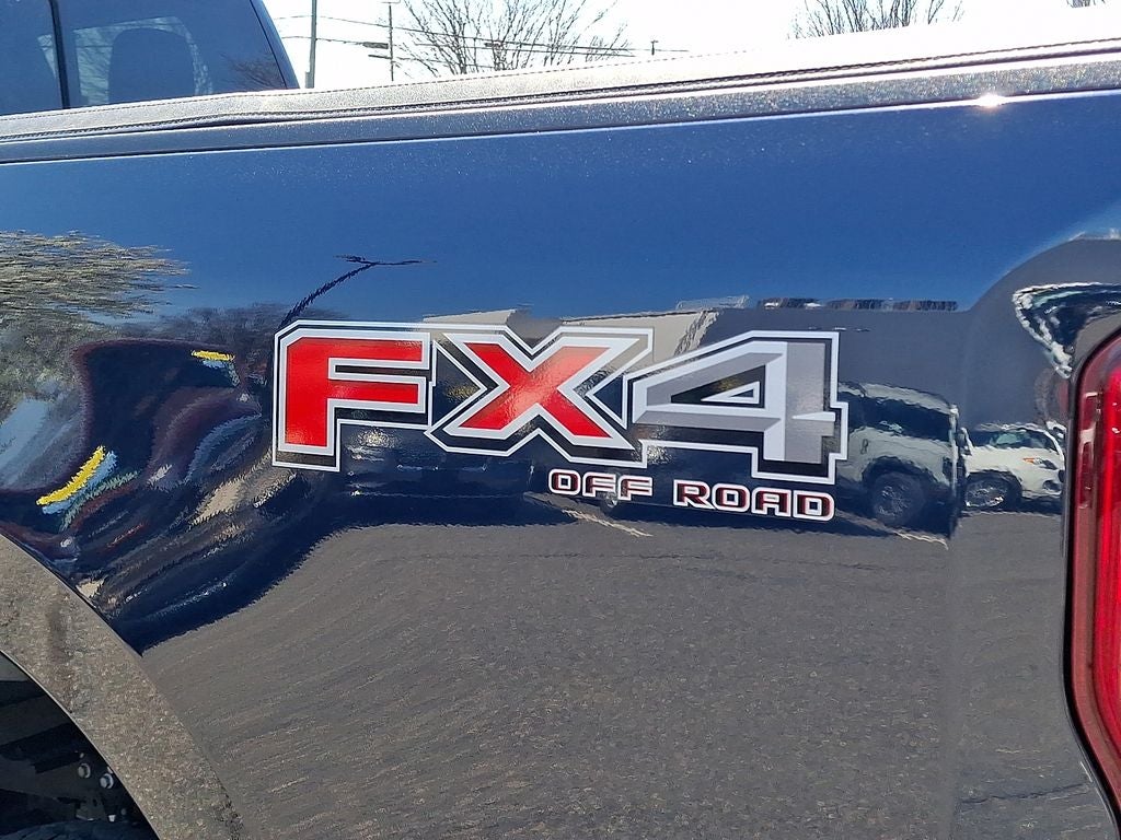 2023 Ford F-350SD Lariat