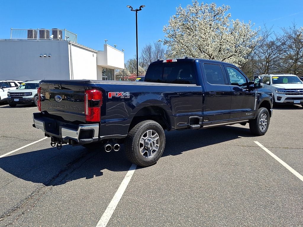 2023 Ford F-350SD Lariat