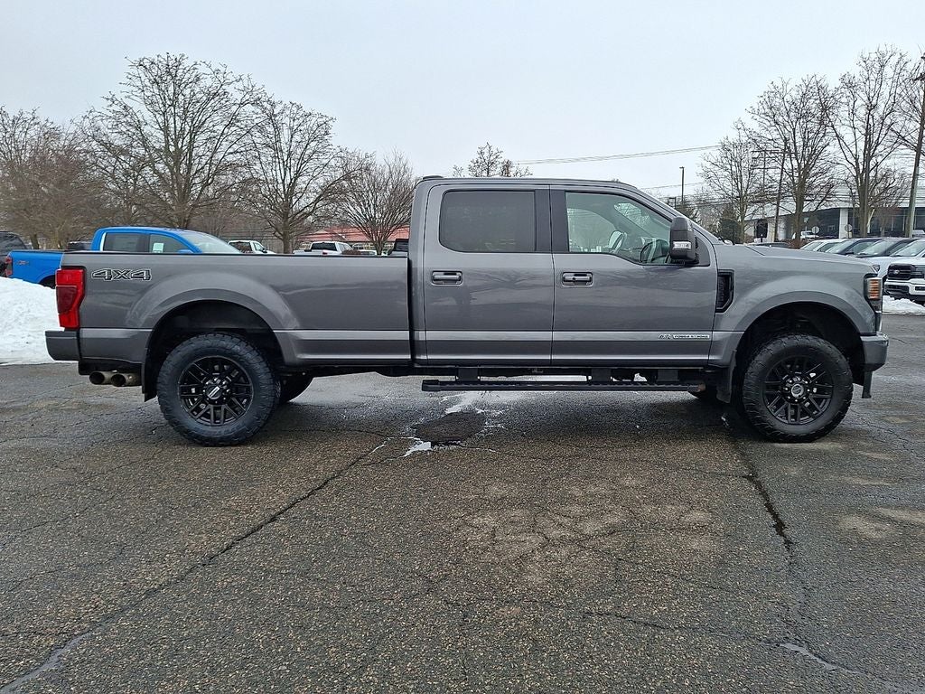 2022 Ford F-350SD Lariat