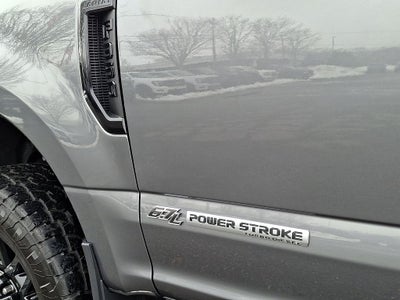2022 Ford F-350SD Lariat
