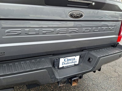 2022 Ford F-350SD Lariat