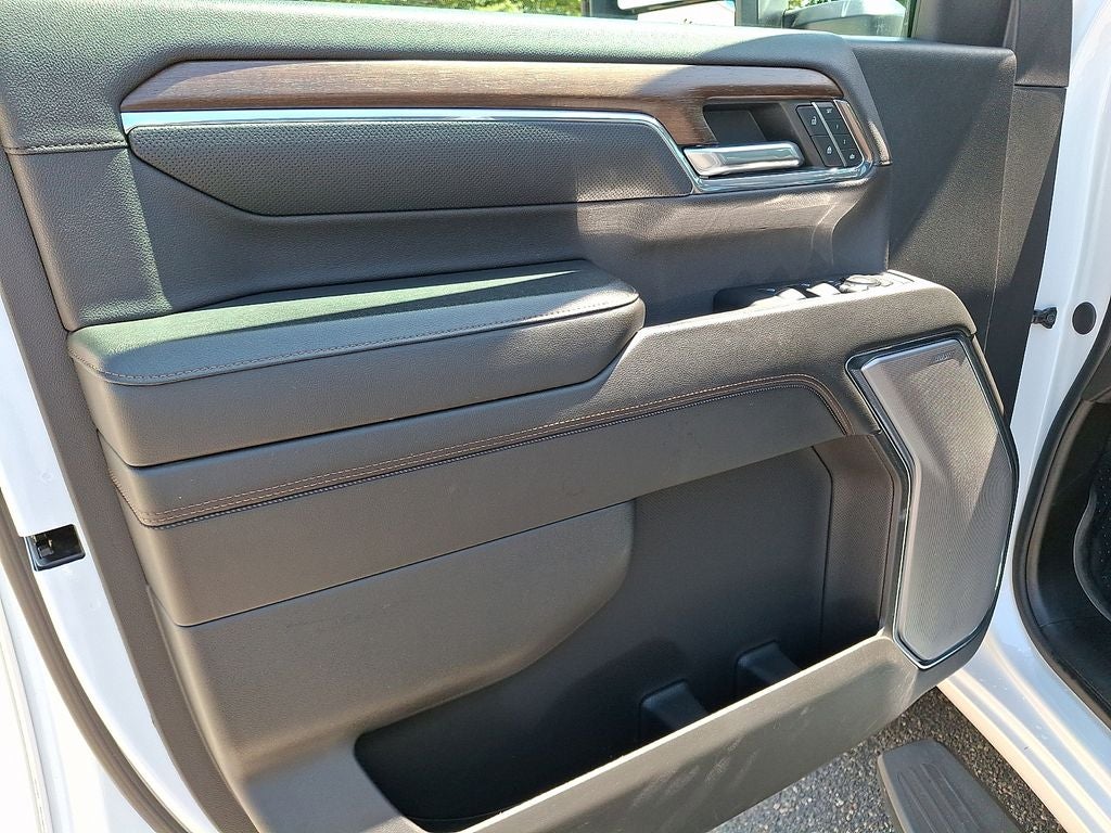 2024 Chevrolet Silverado 3500HD High Country