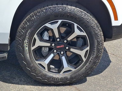 2025 GMC Yukon AT4