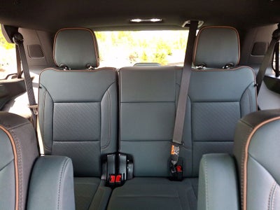 2025 GMC Yukon AT4