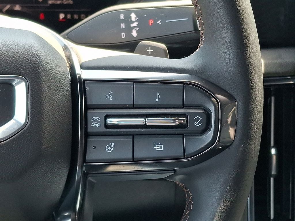 2025 GMC Yukon AT4