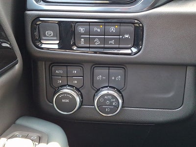 2025 GMC Yukon AT4