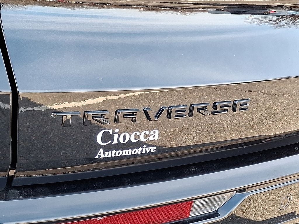 2024 Chevrolet Traverse RS
