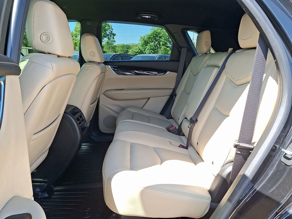 2017 Cadillac XT5 Base