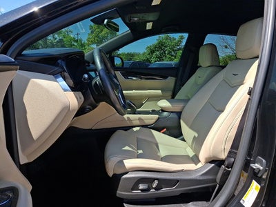 2017 Cadillac XT5 Base