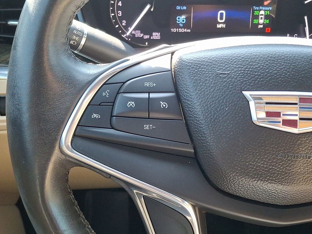 2017 Cadillac XT5 Base