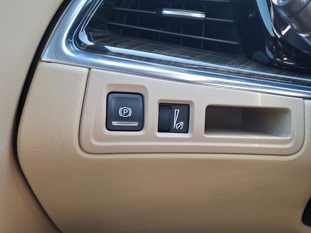 2017 Cadillac XT5 Base