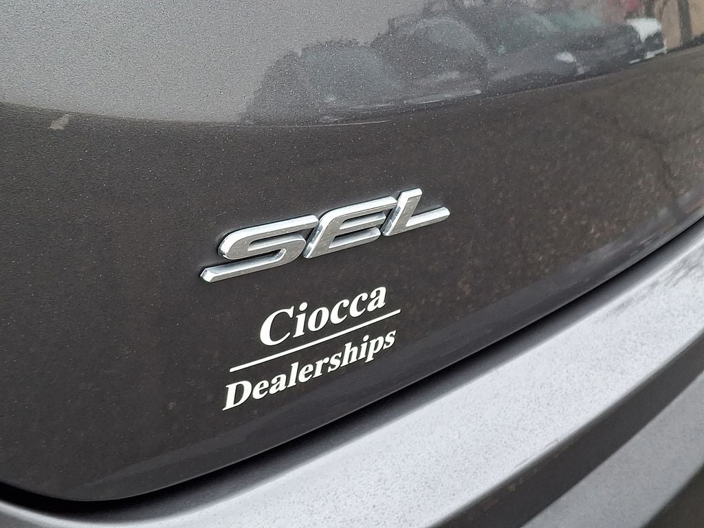 2022 Ford Edge SEL