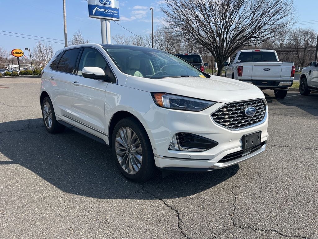 2023 Ford Edge Titanium