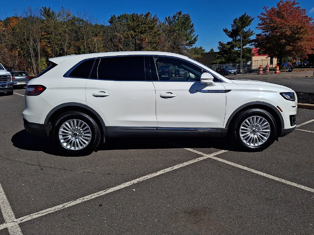 2020 Lincoln Nautilus Standard